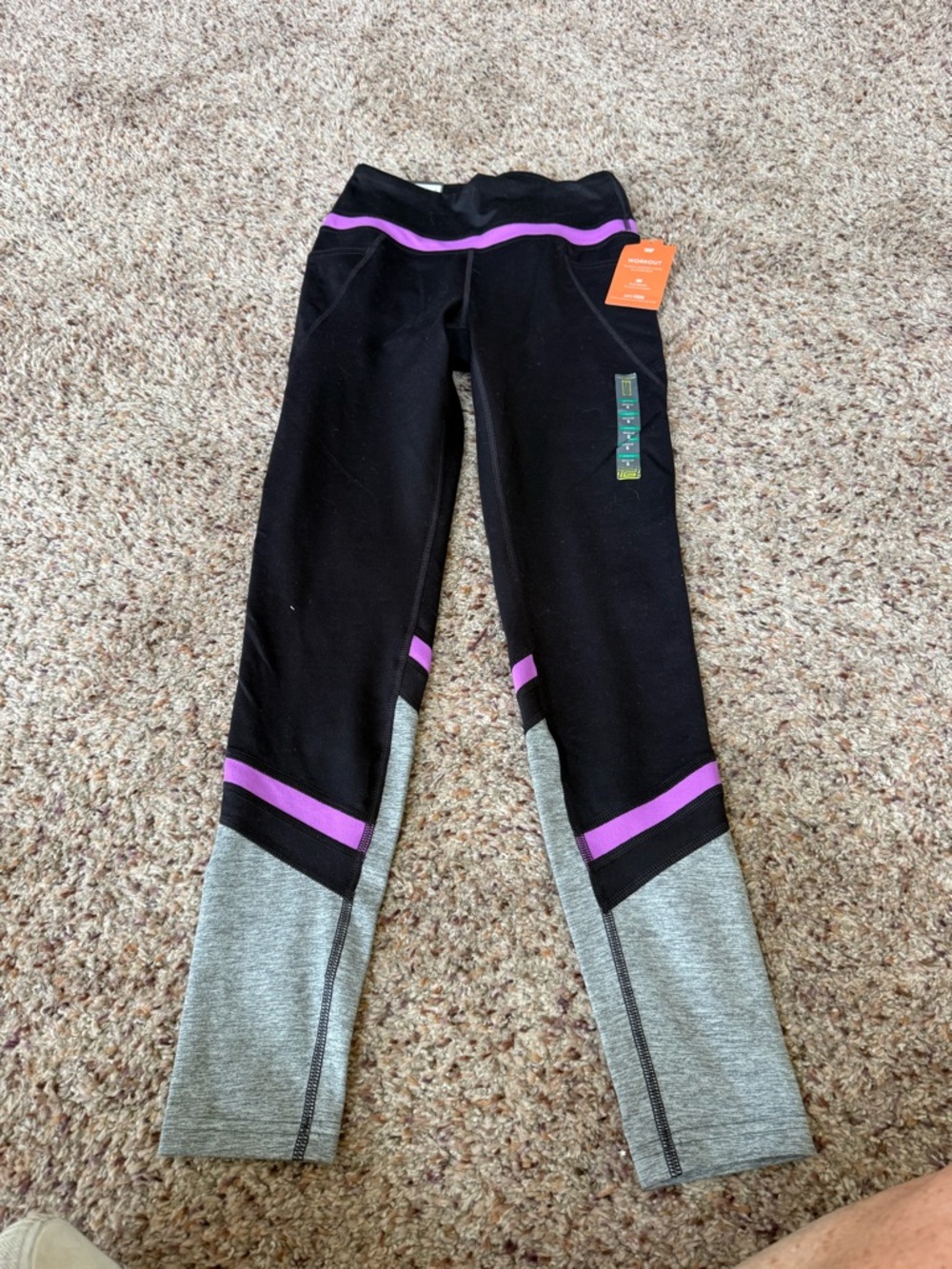 Women'sActive Leggings with Purple Accent